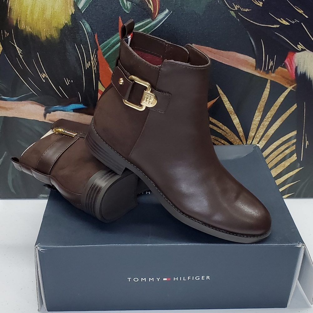 Tommy Hilfiger Womens Inella Booties Faux Leather Almond Toe - Dark Brown